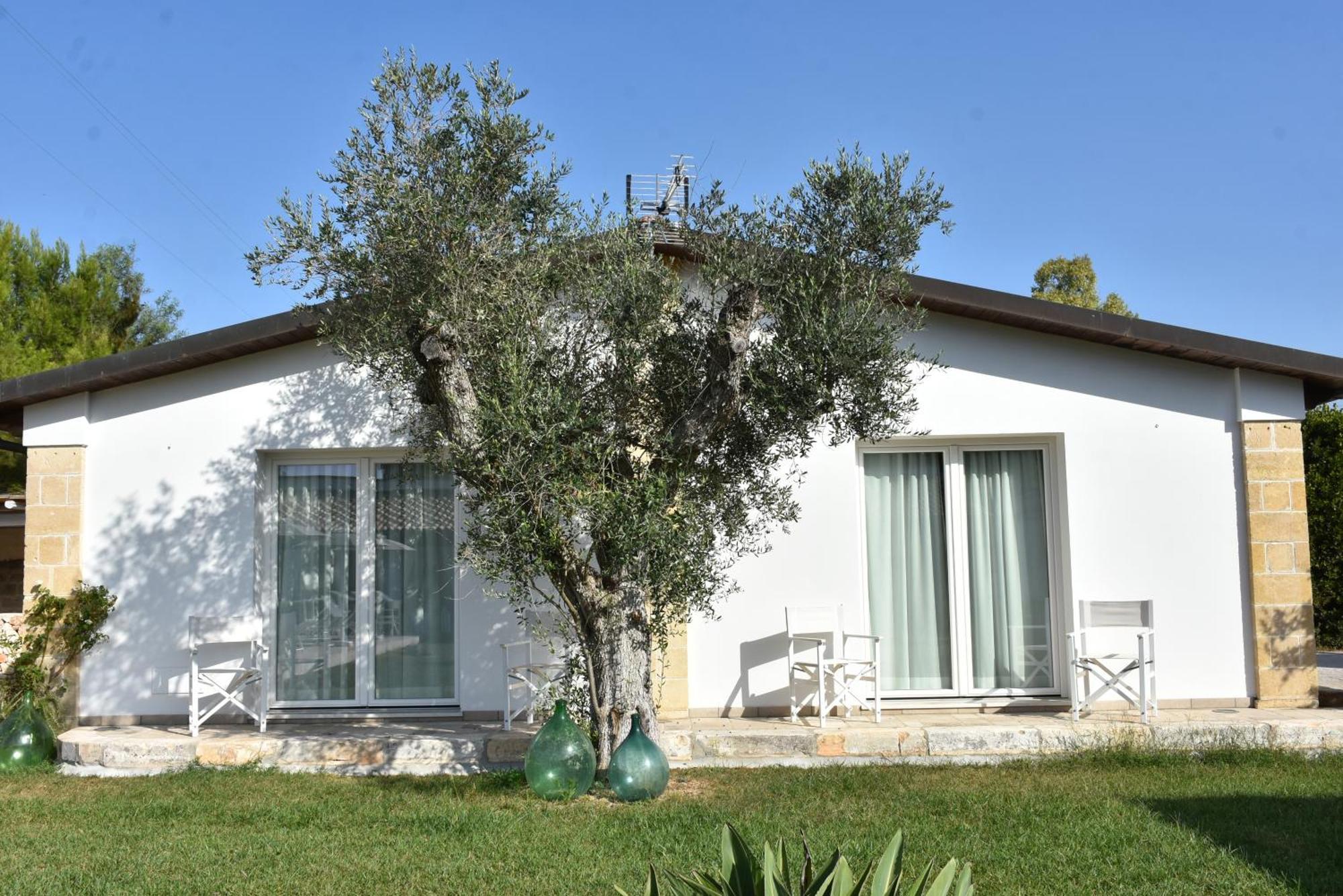 Masseria Tenuta Flora Maria Leverano Luaran gambar